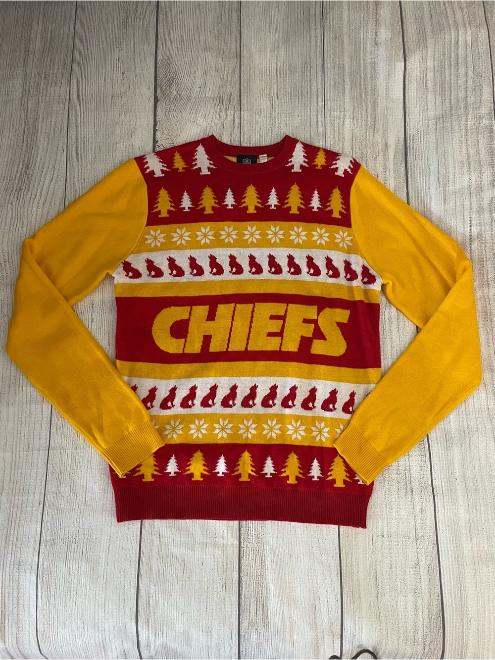 NFL Kansas City Chiefs Women’s Red & Gold Crewneck Sweater Team Apparel Sz Large